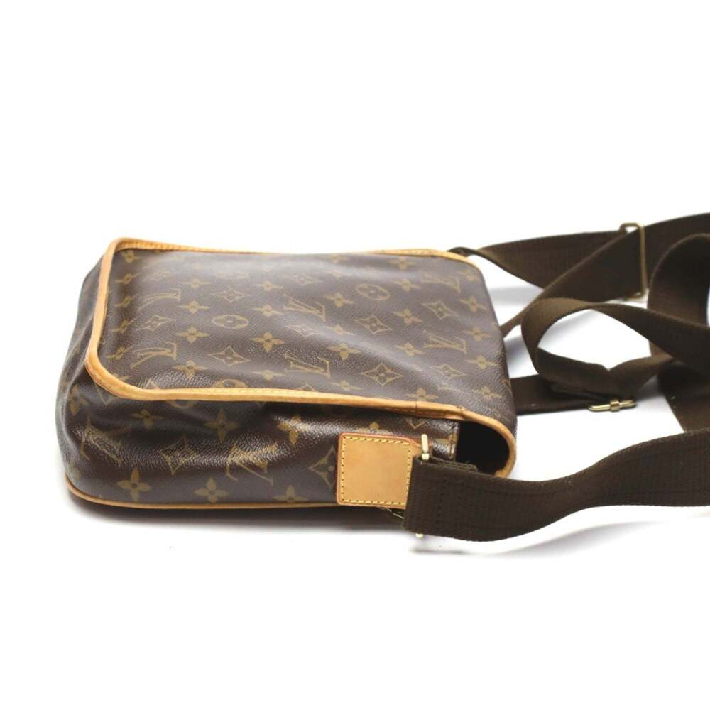 LOUIS VUITTON Authentic Brown Monogram Canvas Shoulder Bag - Picture 4 of 16